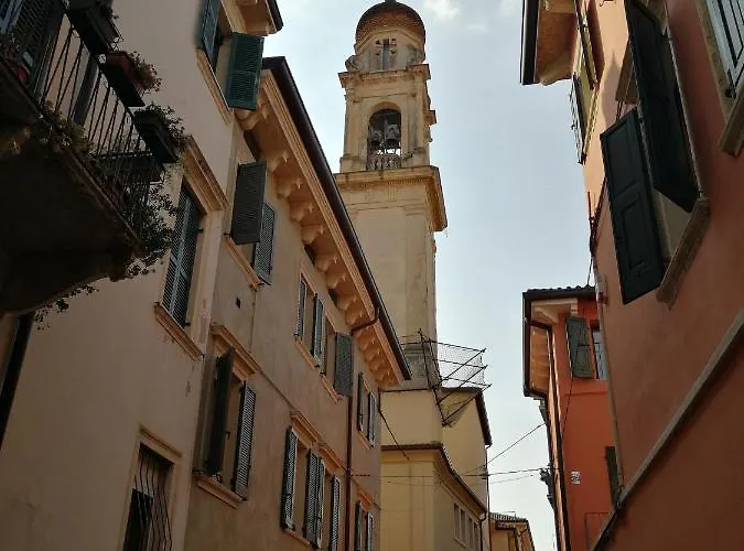 Goddess House Verona